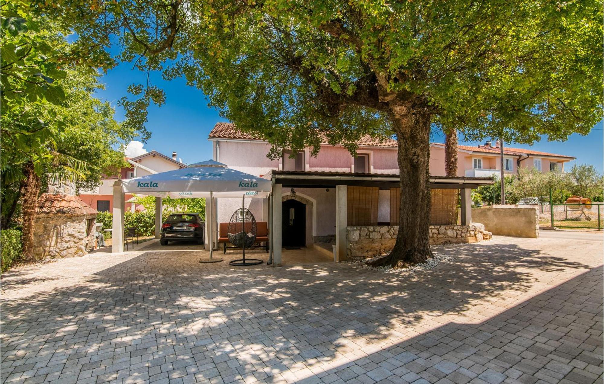 Amazing Home In Malinska Dubasnica With Wifi 外观 照片